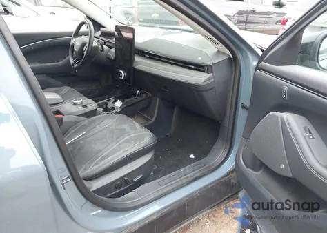 2024 Ford Mustang Mach-E Premium from USA, damaged, VIN 3FMTK3SU8RMA04442